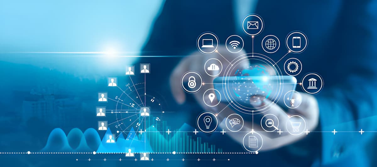 Read more about the article THE RETURN OF CUSTOM APPLICATION DEVELOPMENT AND CLOUD