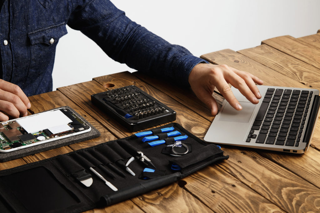 Consumer Devices & Electronics Industry Challenges